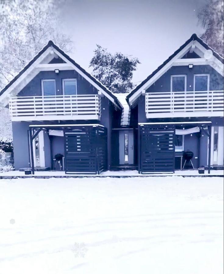 Bliźniakówka Vila Brenna Exterior foto