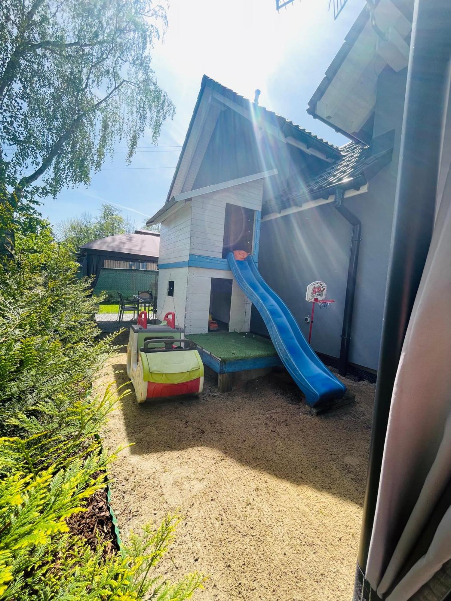 Bliźniakówka Vila Brenna Exterior foto